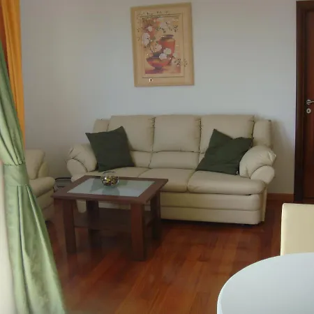 Holiday Apartment *
